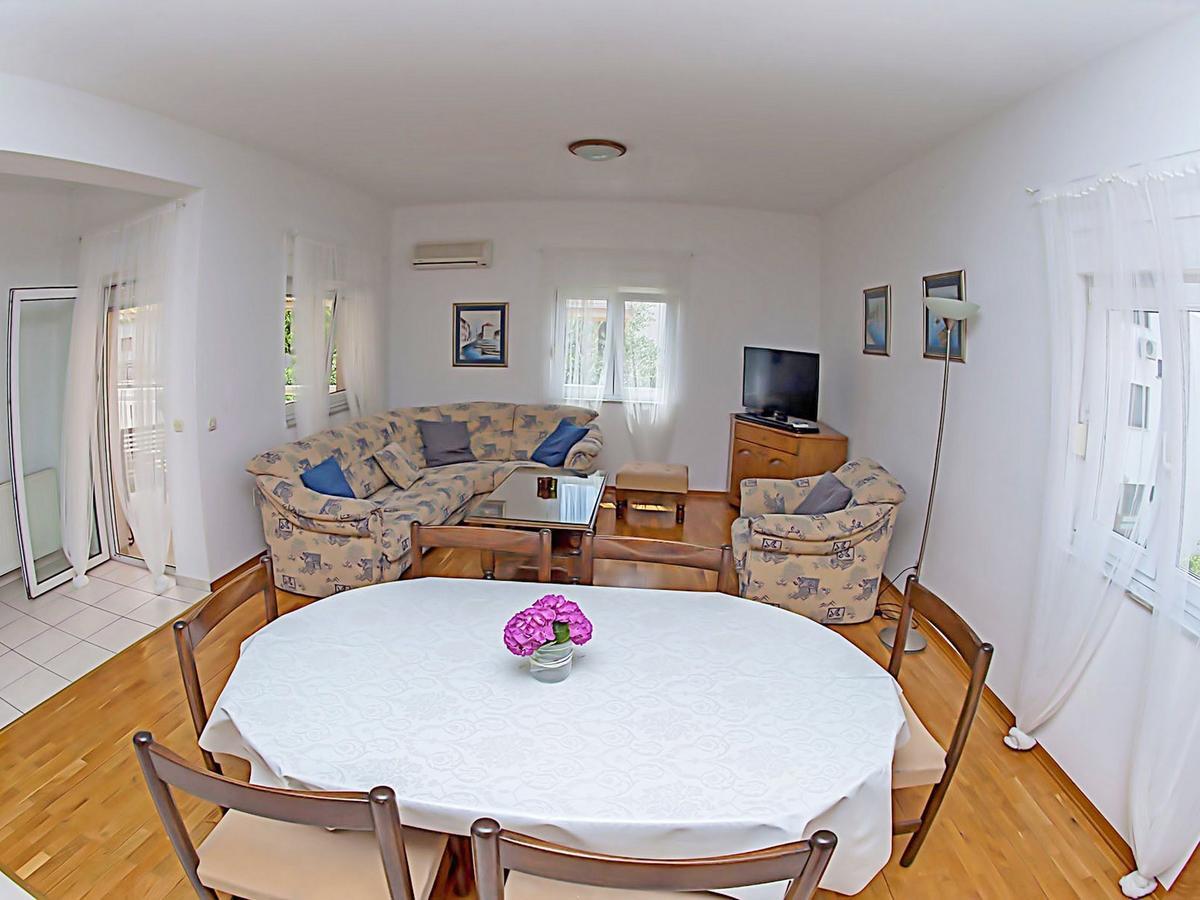 Apartments Damir Kastel Stafilic Exterior photo