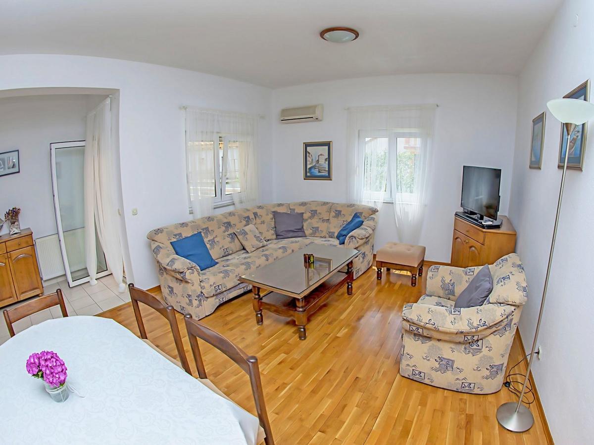 Apartments Damir Kastel Stafilic Exterior photo